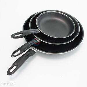 3 Sizes Black Color Non-stick Frying Pan No Fumes Pan with Handle