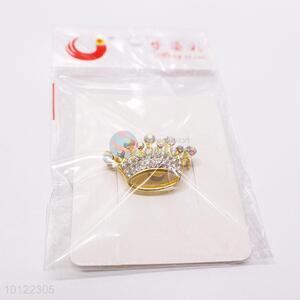 Popular Rhinestone Brooch Pin in Crown Shape