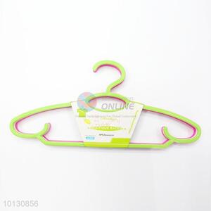 Multicolor Plastic Non-Slip Clothes Hanger