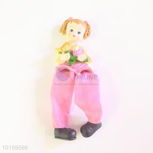 Fashionable Resin Girl Doll/Resin Crafts with Flower for Home Decoration