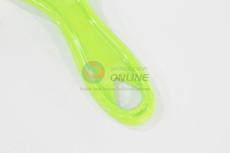 New design plastic sharp vegetable&fruit peeler