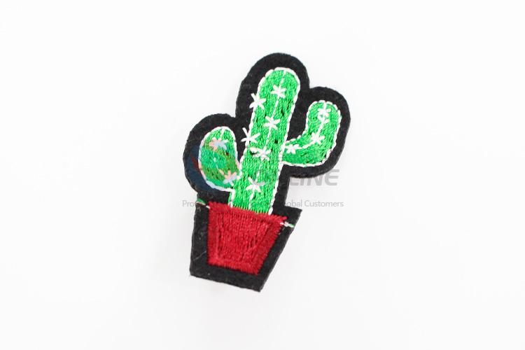 China maker cactus plant shape embroidery badge brooch