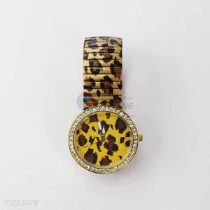 Leopard Casual Bracele Watch For Girls/Fashion Quartz Wristwatch