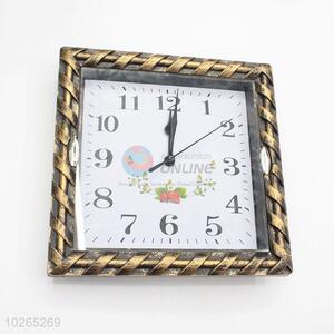 Wholesale Vintage Style Plastic Wall Clock