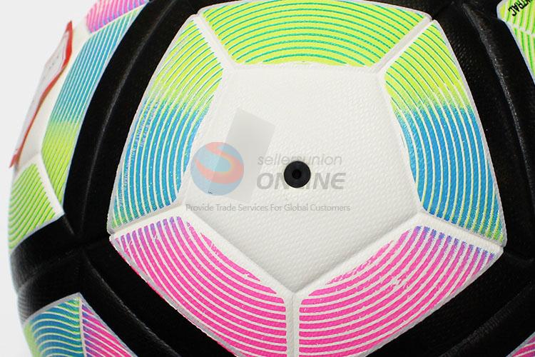 Latest Design Standard PVC Football Soccer Balls with Cloth Liner