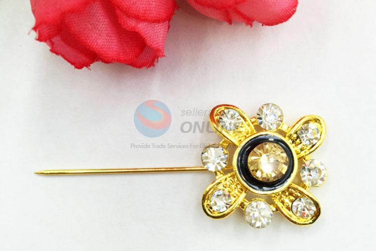 New Arrival Decorative Rhinestone Brooch Pin