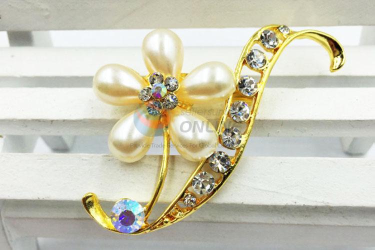 Pretty Cute Rhinestone Brooch for Wedding Invitations