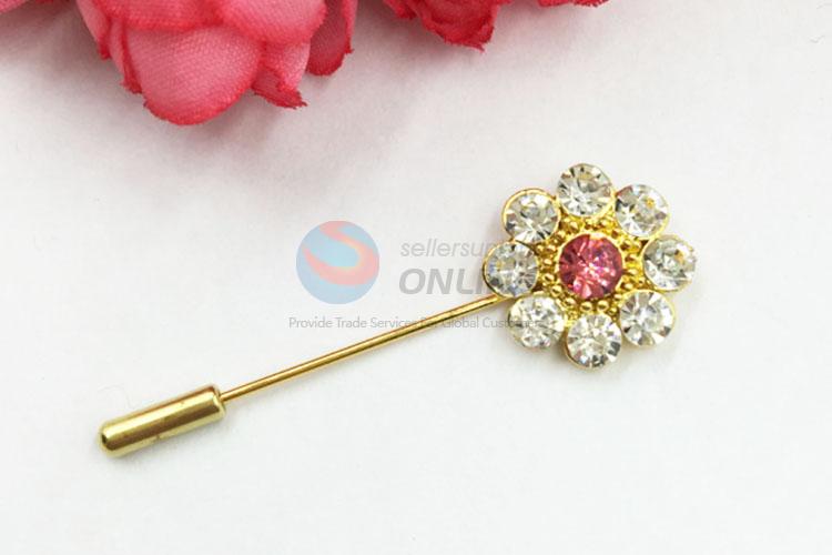 China Factory Jewelry Rhinestone Brooch for Party