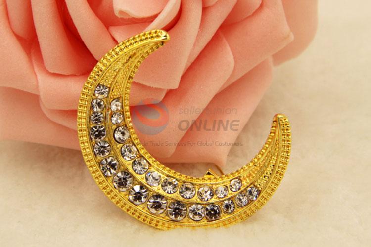 Elegant Decorated Crystal Rhinestone Brooch in Moon Shape