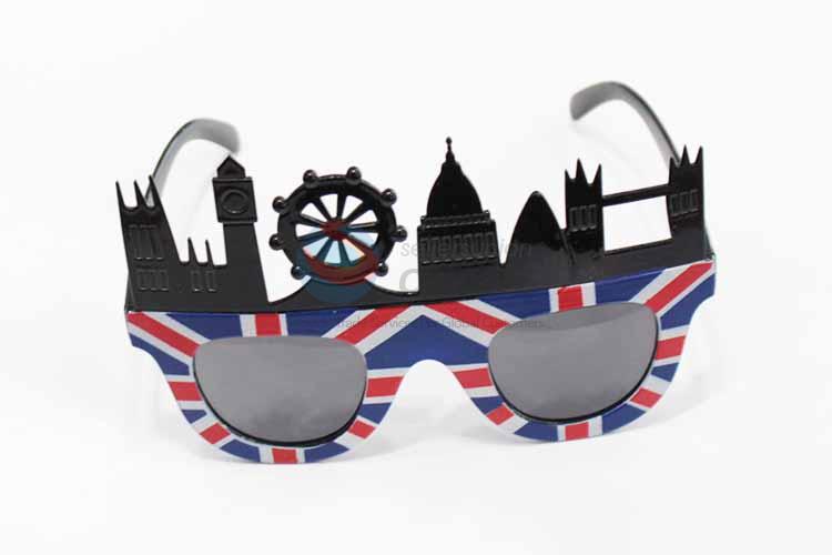 Train Shaped Fashion Party Glasses