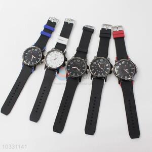 New Arrival Mens Watch with Silicone Strap