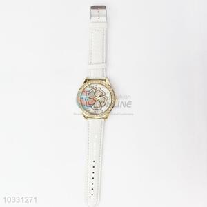 Fashion Style Wrist Watch with Leather For Women