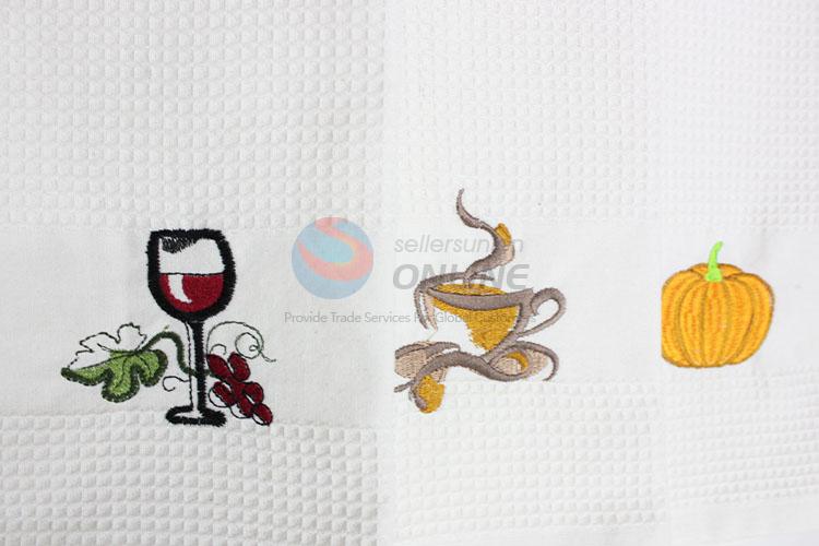 Large Size Embroidered Cleaning Towel For Sale