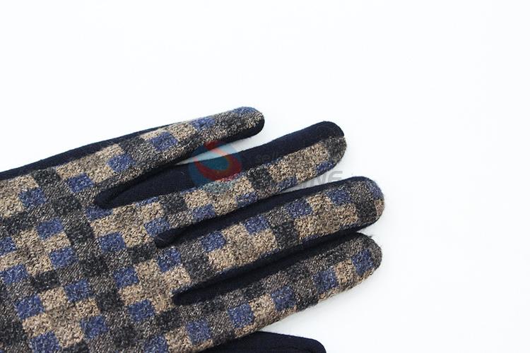 Wholesale promotional custom women winter warm plaid gloves