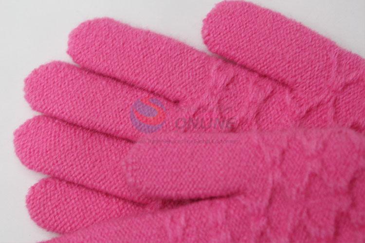 Factory direct knitted gloves for girls 