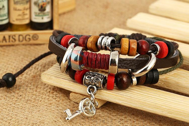 High Quality Color Beads Bracelet With Key Shape Pendant