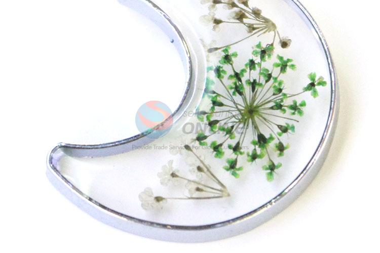 Cute Design Moon Shape Real Flower Pendant