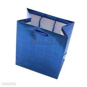 Popular design low price laser laminated gift <em>bags</em> with <em>handles</em>