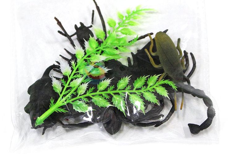 Hot Sale 8 Pieces Plastic Halloween Series Solid Animal Toy Set