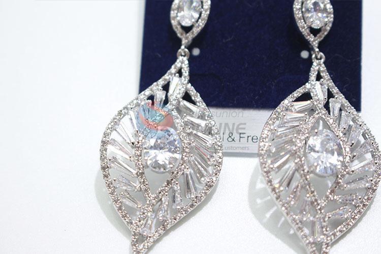 Cute design zircon earring