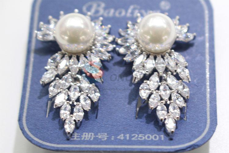 Good quality zircon earring