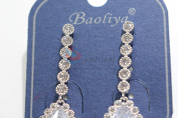 Durable good quality zircon earring