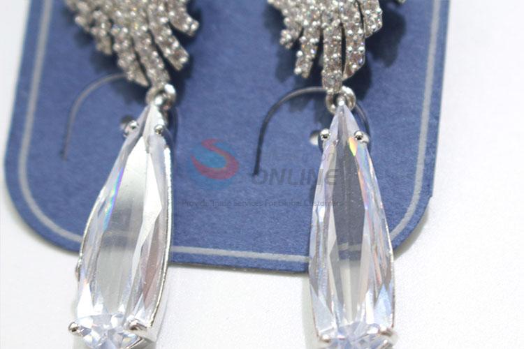 Lovely design zircon earring