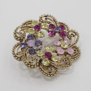 Creative design flower brooch