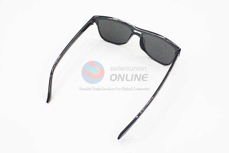 Promotional Fashion Sports Plastic Sunglass