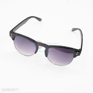 Fashionable women sunglasses for wholesale