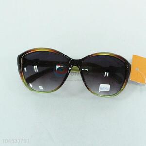 Most Fashionable Design Plastic Sun Glasses for Sale