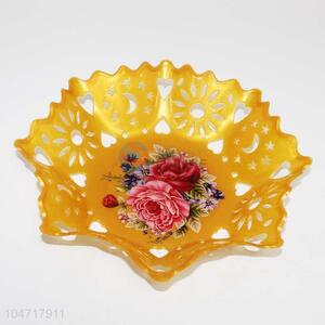 Yellow Color Hollow Plastic Flower Pattern Fruit Plate