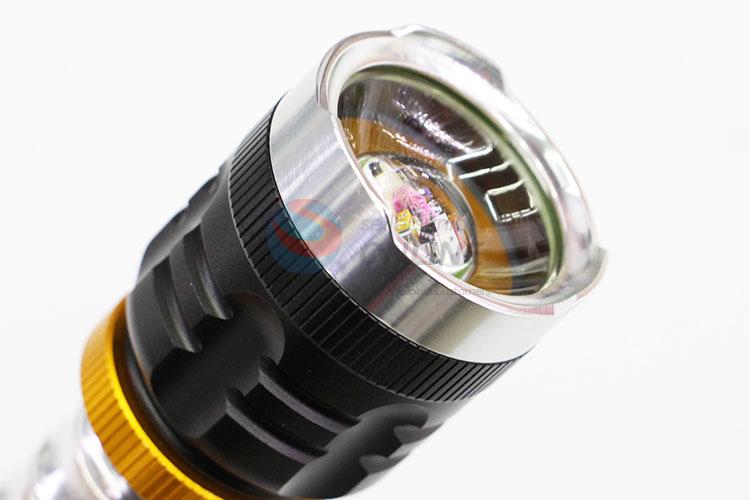 Good Quality  LED Flashlight Super Bright with XPE Lamp Bulb