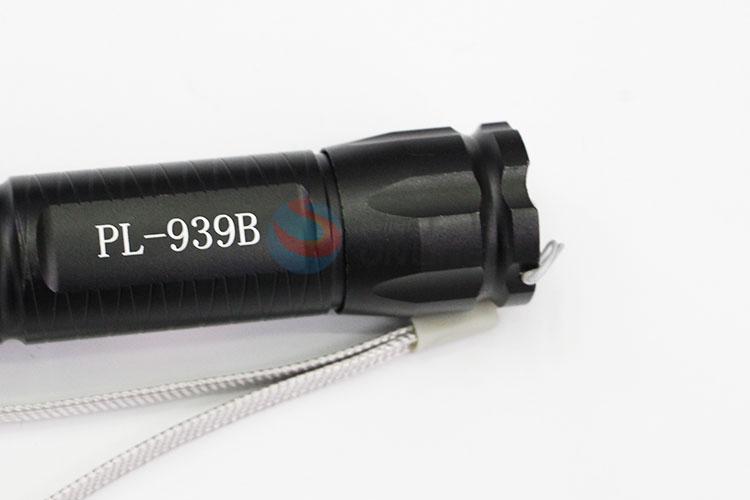 Simple Cute Affordable Cree XM-L T6 Flashlight Kit with 18650 Battery