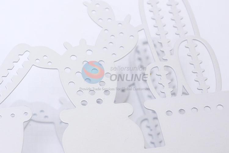 Latest Design Cactus Shaped White Color Iron Napkin Holder