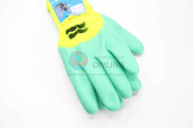 Classical Low Price Nylon Gloves Silk Green Color Safety Gloves