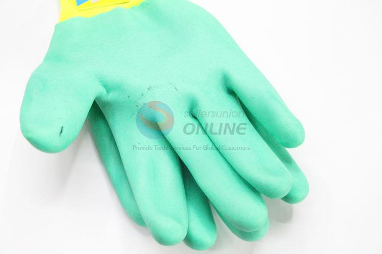 Classical Low Price Nylon Gloves Silk Green Color Safety Gloves