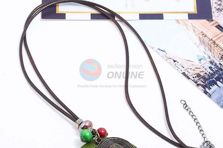 Bottom price vintage alloy pendant wooden necklaces