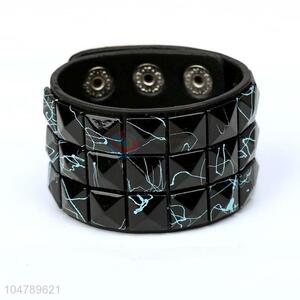 High grade custom vintage leather  bracelet with acrylic stones