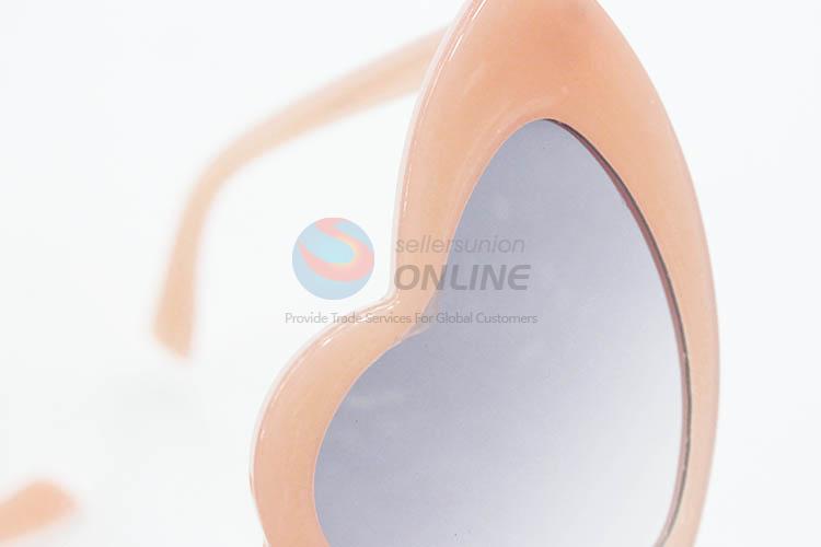 New arrival heart shape foldable outdoor sunglasses