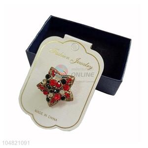 Best selling star pearled alloy brooch