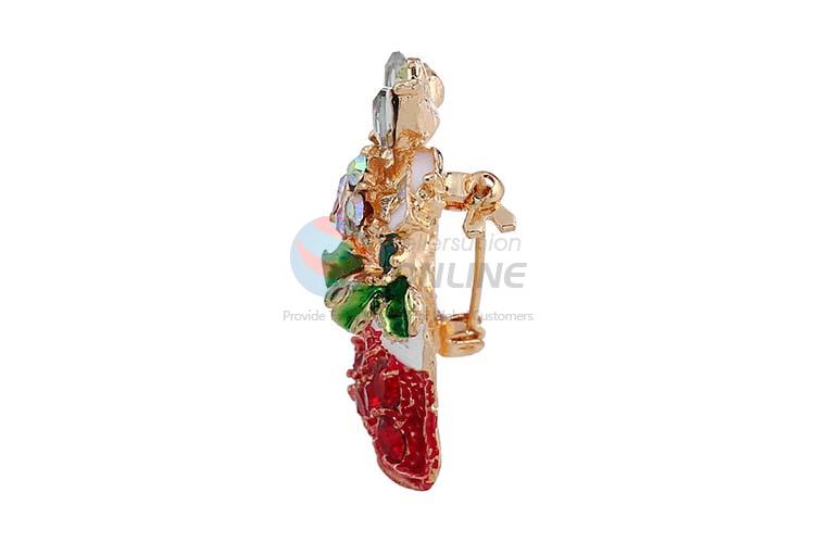 High grade custom Christams boot shape alloy brooch