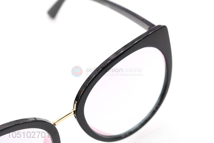 Factory Promotional Classic Sun Glasses Travelling Sunglasses