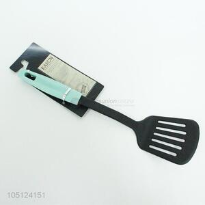 China Factory Kitchen Tools Leakage Shovel