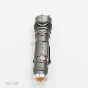 Factory customized outdoor strong glare led flashlight