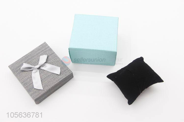 New design paper gift box packing box with pillow