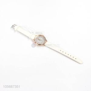 Custom Ladies Fashion Alloy Watch With Soft Watchband