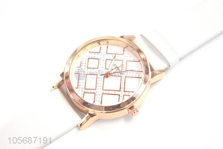 Latest Fashion Alloy Wrist Watch For Ladies