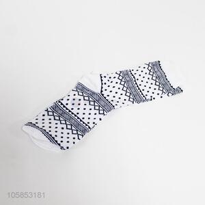 New arrival unique design fashion adult winter socks