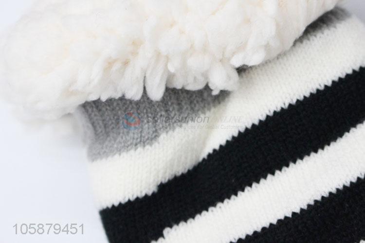 Wholesale Cheap Black and White Stripes Home Floor Thick Winter Socks